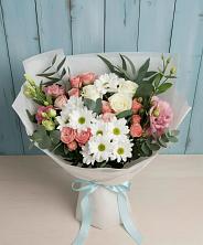 Букет цветов из:  Розы, Лизиантусы и Хризантемы в Нижнезольском