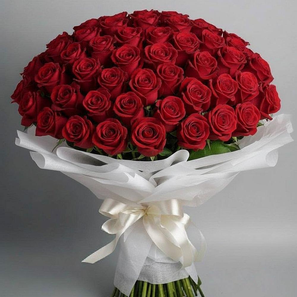 Букет 101 Красная роза Блэк Мэджик в Нижнезольском