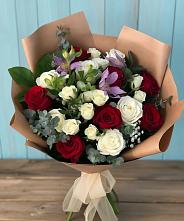 Букет цветов из:  Розы и Альстромерии в Нижнезольском