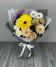 Букет цветов из:  Розы, Герберы и Хризантемы в Нижнезольском