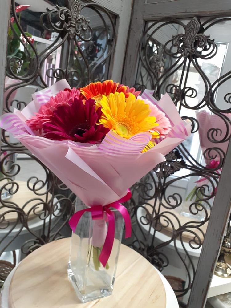 Букет цветов из: Герберы в Нижнезольском