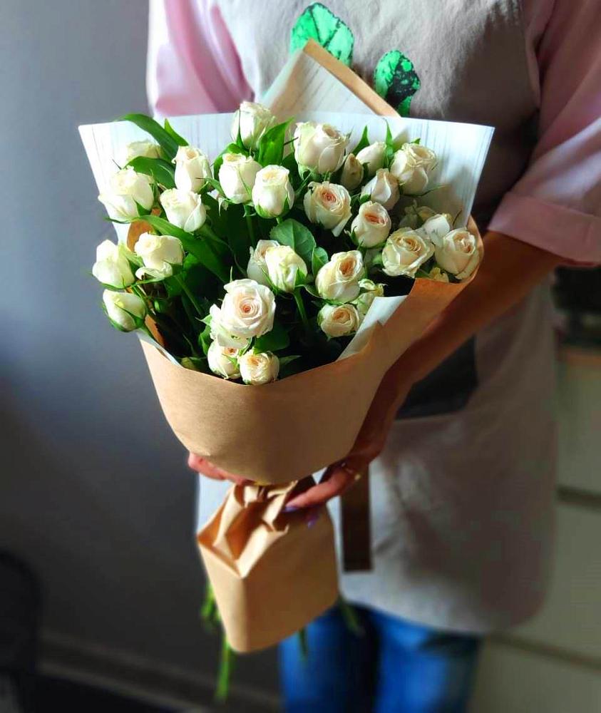Букет цветов из: Розы в Нижнезольском